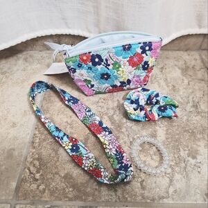 NWT- Vera Bradley Far Out Floral 4 Piece Hair Accessories Kit